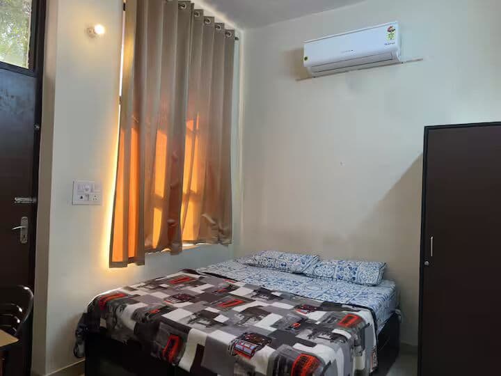 5BHK Villa for Large Groups | Central Jaipur Bathroom 4 photo 1