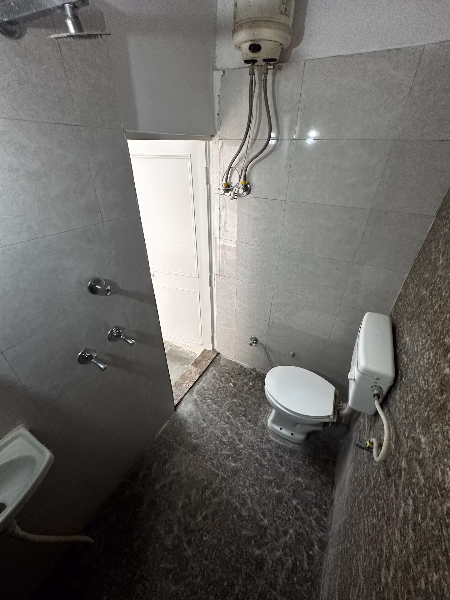 Jb Villa Home stay Total bathrooms(4) photo 4