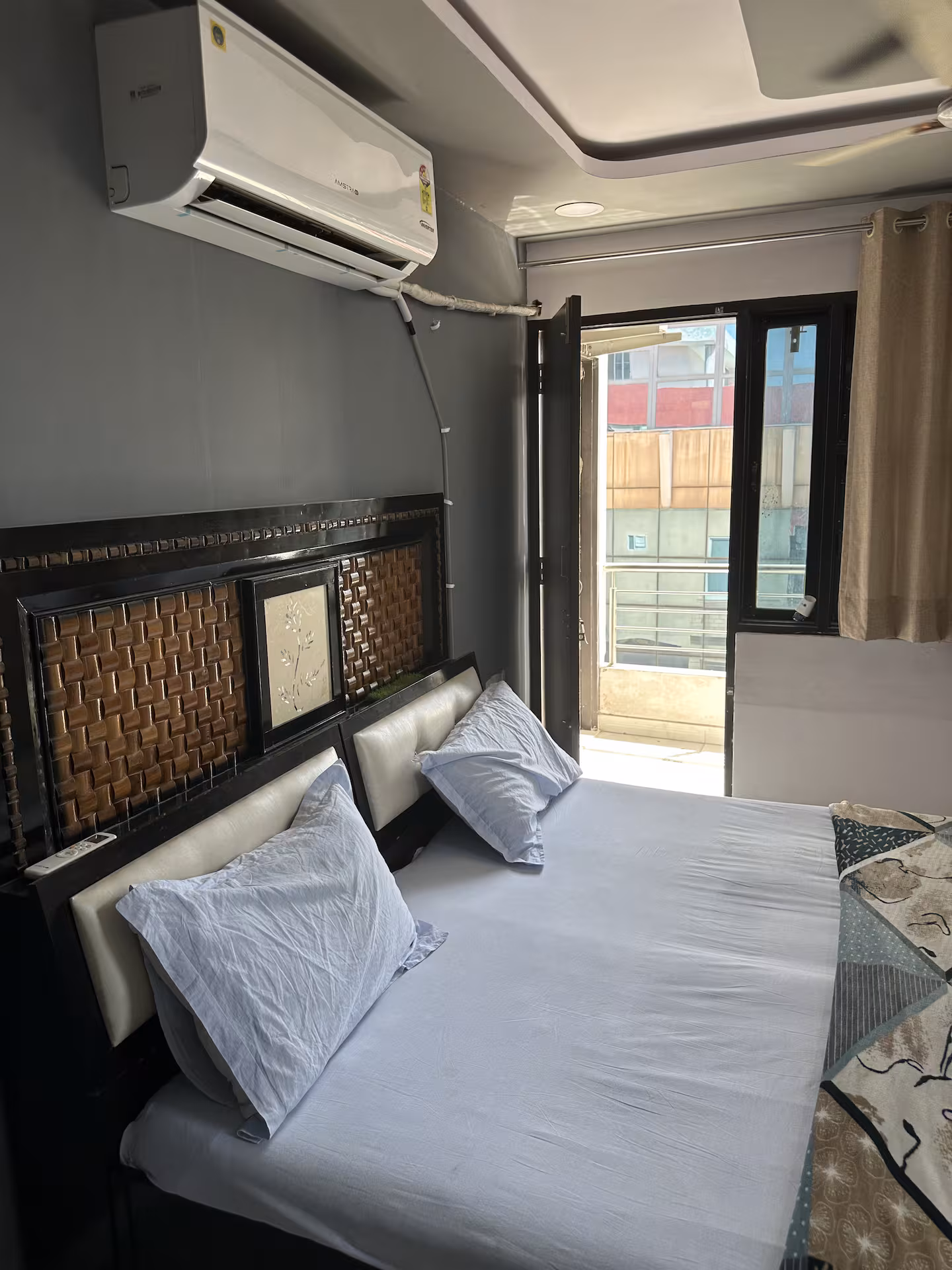 Spacious 4BHK Flat in Central Jaipur | 10 Guests Bedroom 1 photo 4