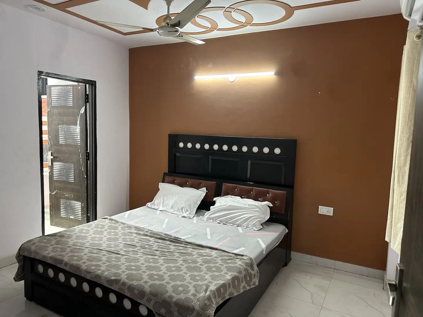 Spacious 4BHK Flat in Central Jaipur | 10 Guests Bedroom 3 photo 2