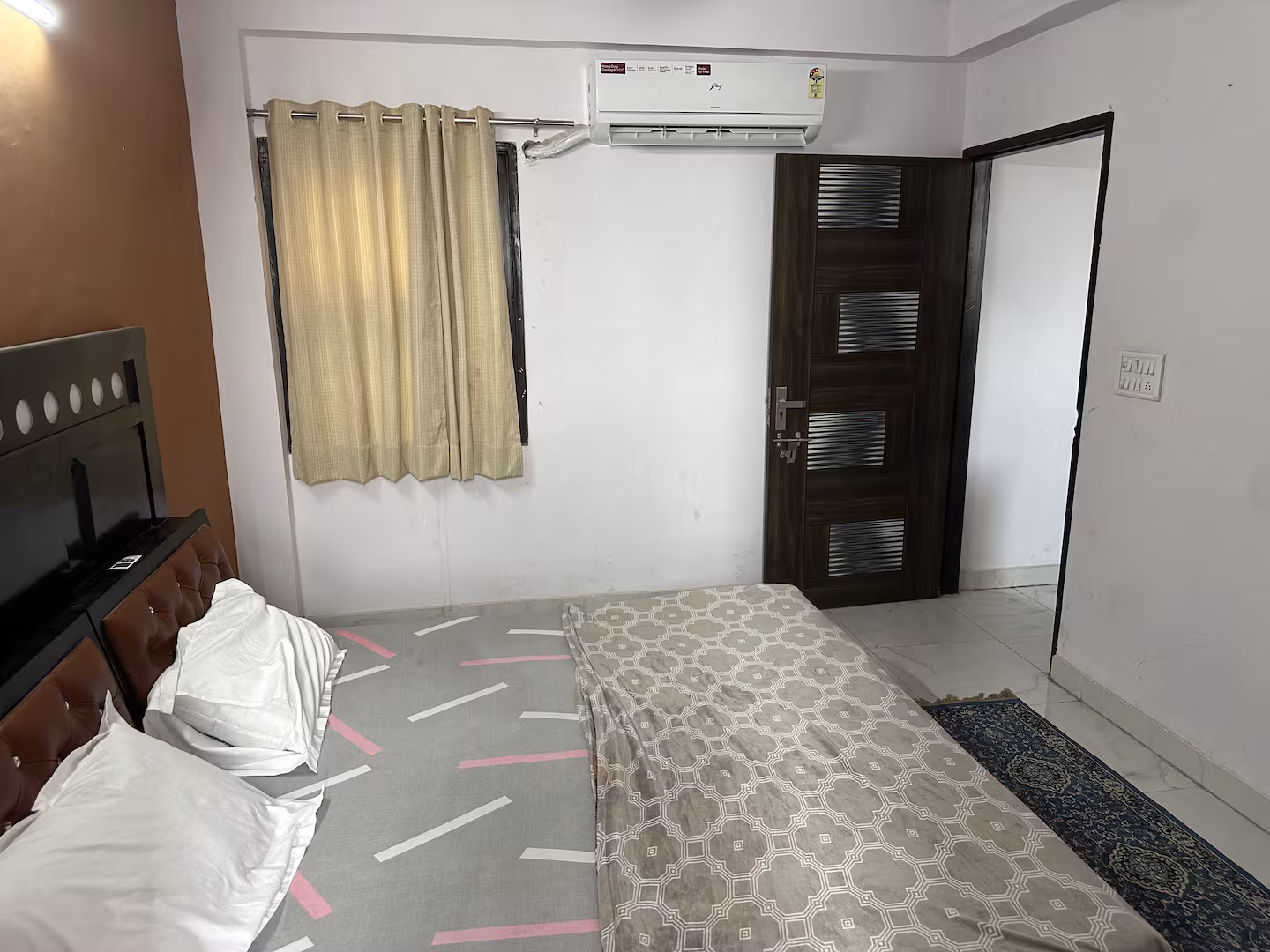 Spacious 4BHK Flat in Central Jaipur | 10 Guests Bedroom 3 photo 3